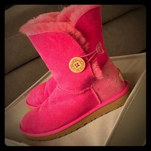 Ugg Bailey Button boots